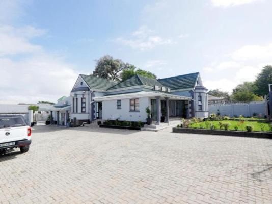 Riveria Guest Lodge and Spa - 250604