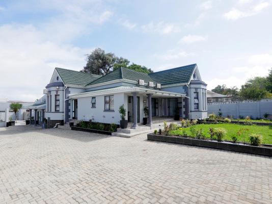 Riveria Guest Lodge and Spa - 250605