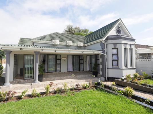 Riveria Guest Lodge and Spa - 250606