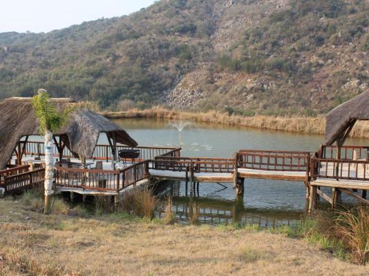 Emahlathini Guest Farm - 250688