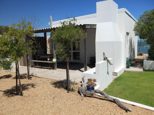 Indigo Blue Beach House and Cottage - 250785