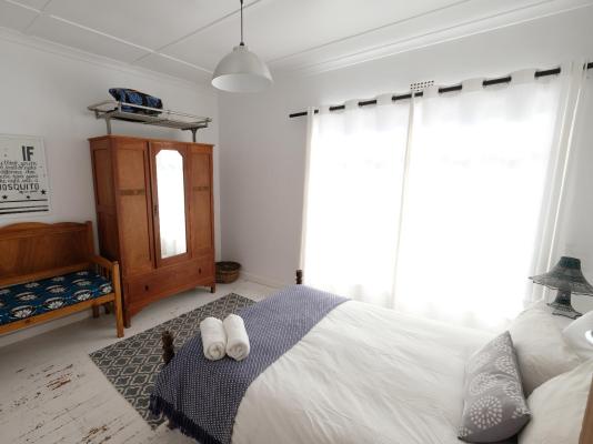 Indigo Blue Beach House and Cottage - 250792