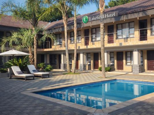 Lakefield Hotel - 250972