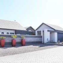 Lunara Coastal Retreat - 251024