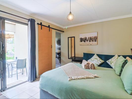 Bosveld In Die Stad 2 - 251073