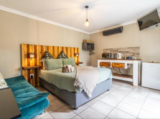 Room image 7