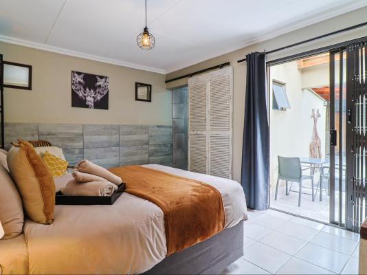 Bosveld In Die Stad 2 - 251079