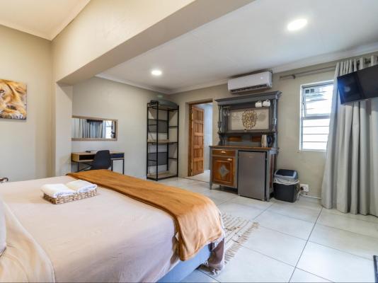 Bosveld In Die Stad 2 - 251112