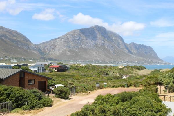 Betty's Bay Cottage - 251176