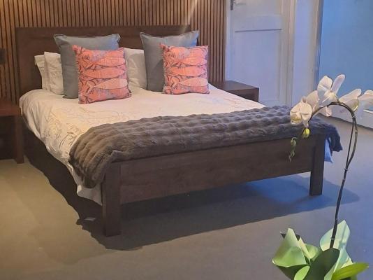 Southern Right Guest House - 251204