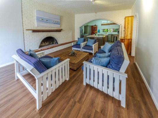 Southern Right Guest House - 251208