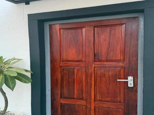 Deluxe Nest Windhoek - 251376