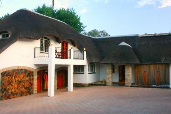 Africlassic River Lodge - Rivonia