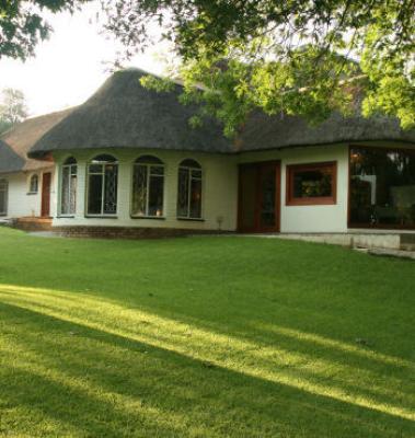 Africlassic River Lodge - Rivonia