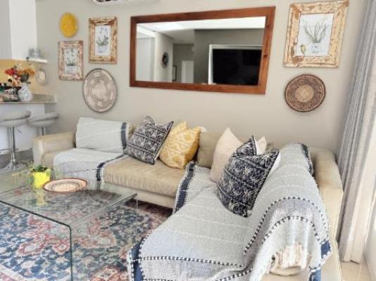 Instellies Self-Catering Apartment - Seating area