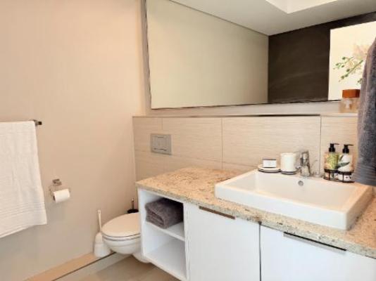 Instellies Self-Catering Apartment - Bathroom