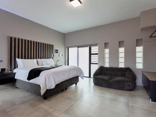 Grey Luxury Accommodation Langebaan - 251945