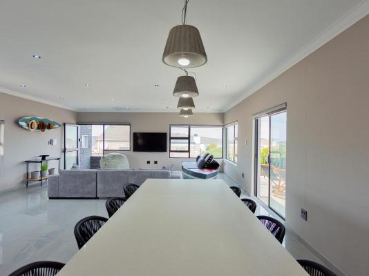 Grey Luxury Accommodation Langebaan - 251969