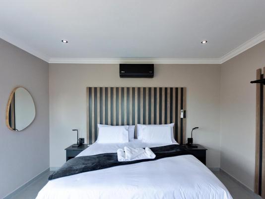 Grey Luxury Accommodation Langebaan - 251981