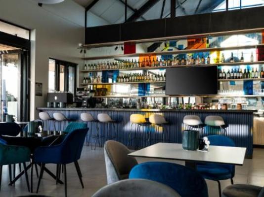 GQ Short Stays - Lounge or bar