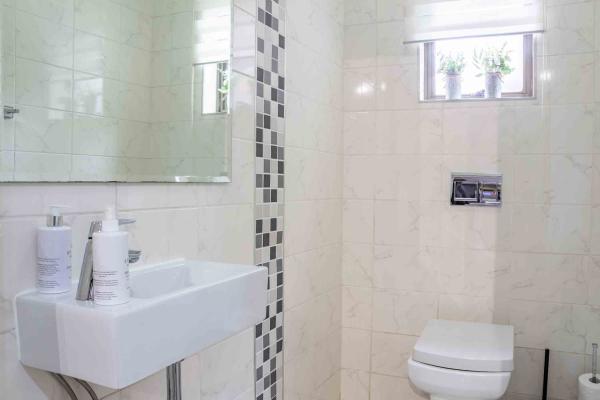 Sunrock Guesthouse - 252147