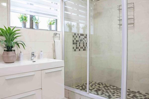 Sunrock Guesthouse - 252149