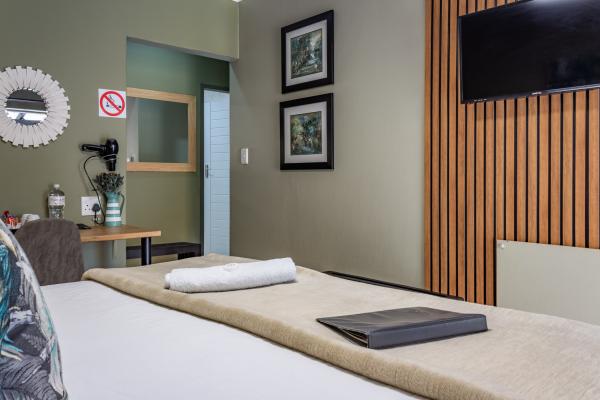 Sunrock Guesthouse - 252176