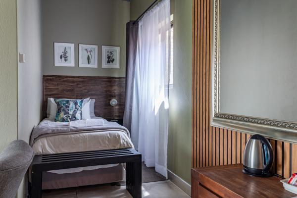 Sunrock Guesthouse - 252189