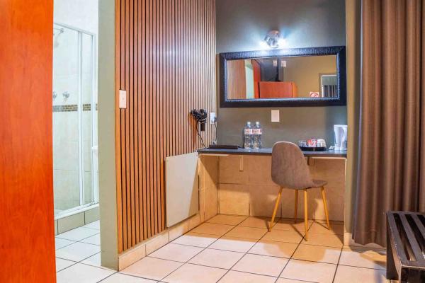 Sunrock Guesthouse - 252204