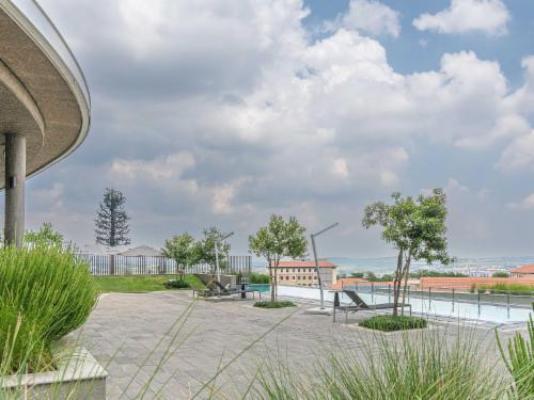 Lux @ Ellipse Galelileo - Swimming pool