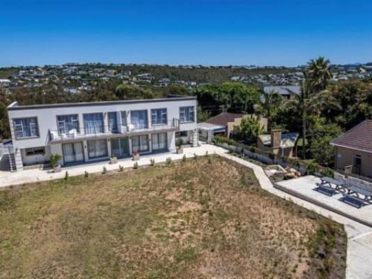 Oceanberg Apartments - Property / Building