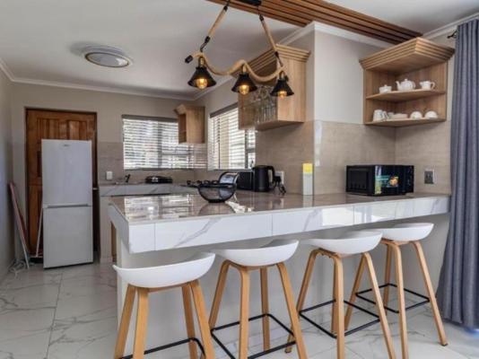 Oceanberg Apartments - 252642