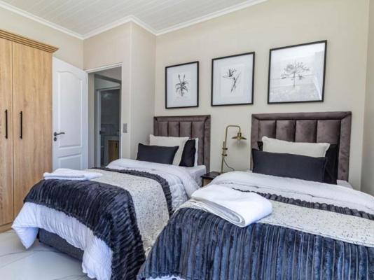 Oceanberg Apartments - 252649