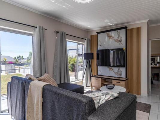 Oceanberg Apartments - 252650