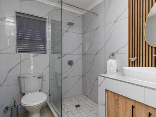 Oceanberg Apartments - 252666