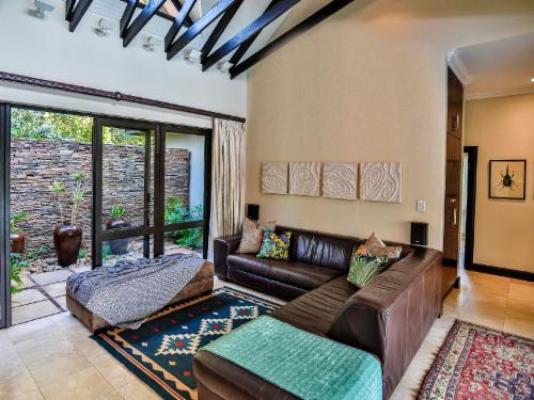 7 Lemonwood At Zimbali Luxury Villa - Seating area