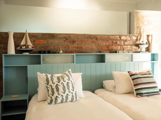 Whalesong Lodge - 252999