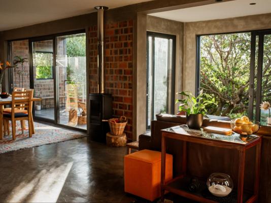 Whalesong Lodge - 253008