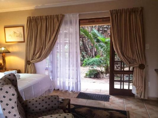 Aark Guest Lodge - 253102