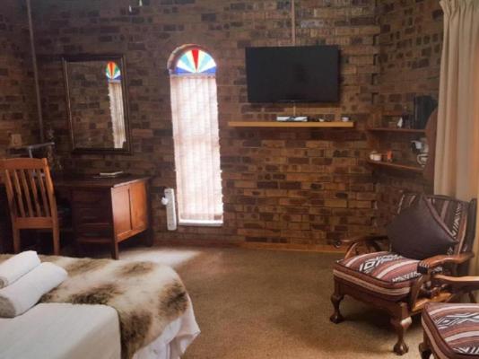 Aark Guest Lodge - 253110