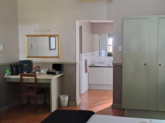 Housemartin Guest Lodge - 253154