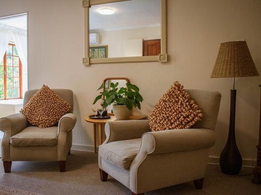 5 Seasons Guest House - 253569