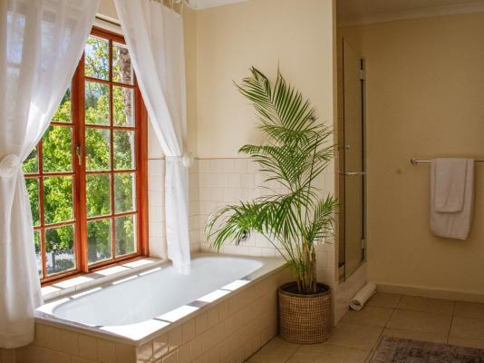 5 Seasons Guest House - 253574