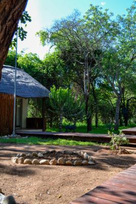 Franks Bush Camp - 253703