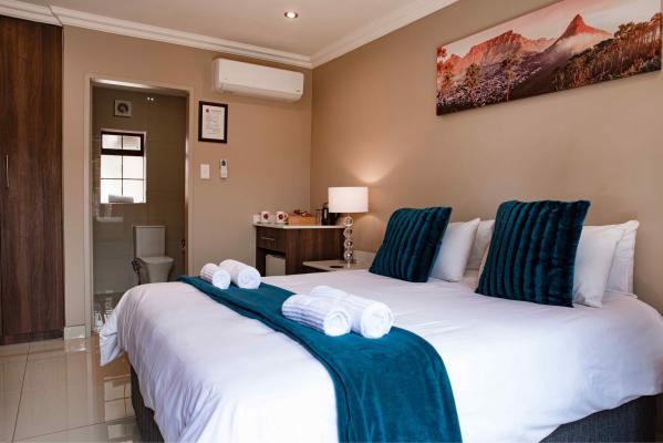 Room image 1