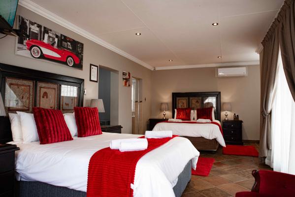 Room image 2