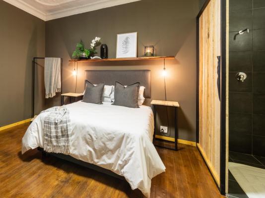 Royal Tree Guest House - 253902