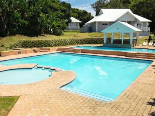 Montego Bay 32 and 9 - Swimming pool