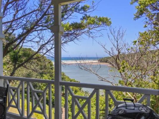 Montego Bay 32 and 9 - Lake view