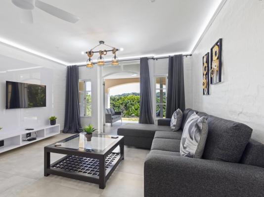 Montego Bay 32 and 9 - 253952